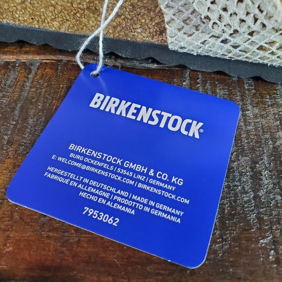 Birkenstock Gizeh Sandals Womens Mens Sizing Regular Shiny Python Eggshell - Picture 10 of 11